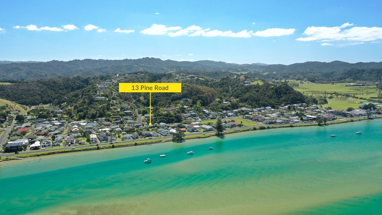 13 Pine Road, Whangarei - Carousel 1