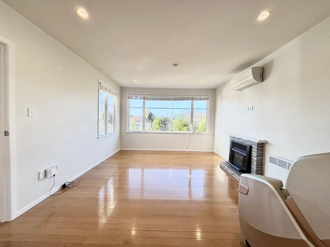 71 Harrington Road, Henderson, Auckland - Carousel 2