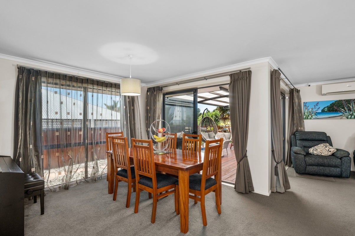 8 Ibis Way, Welcome Bay, Tauranga - Carousel 2