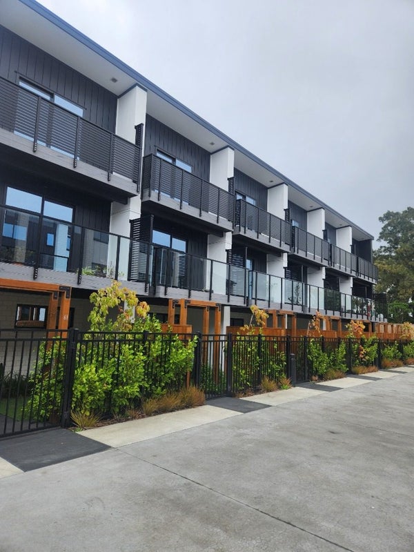 5/61 Matipo Road, Te Atatu Peninsula, Auckland - Carousel 17