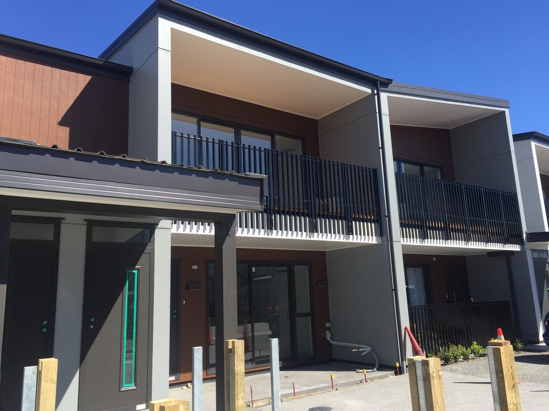 2/11 Paketai Lane, Beachlands, Auckland - Carousel 11