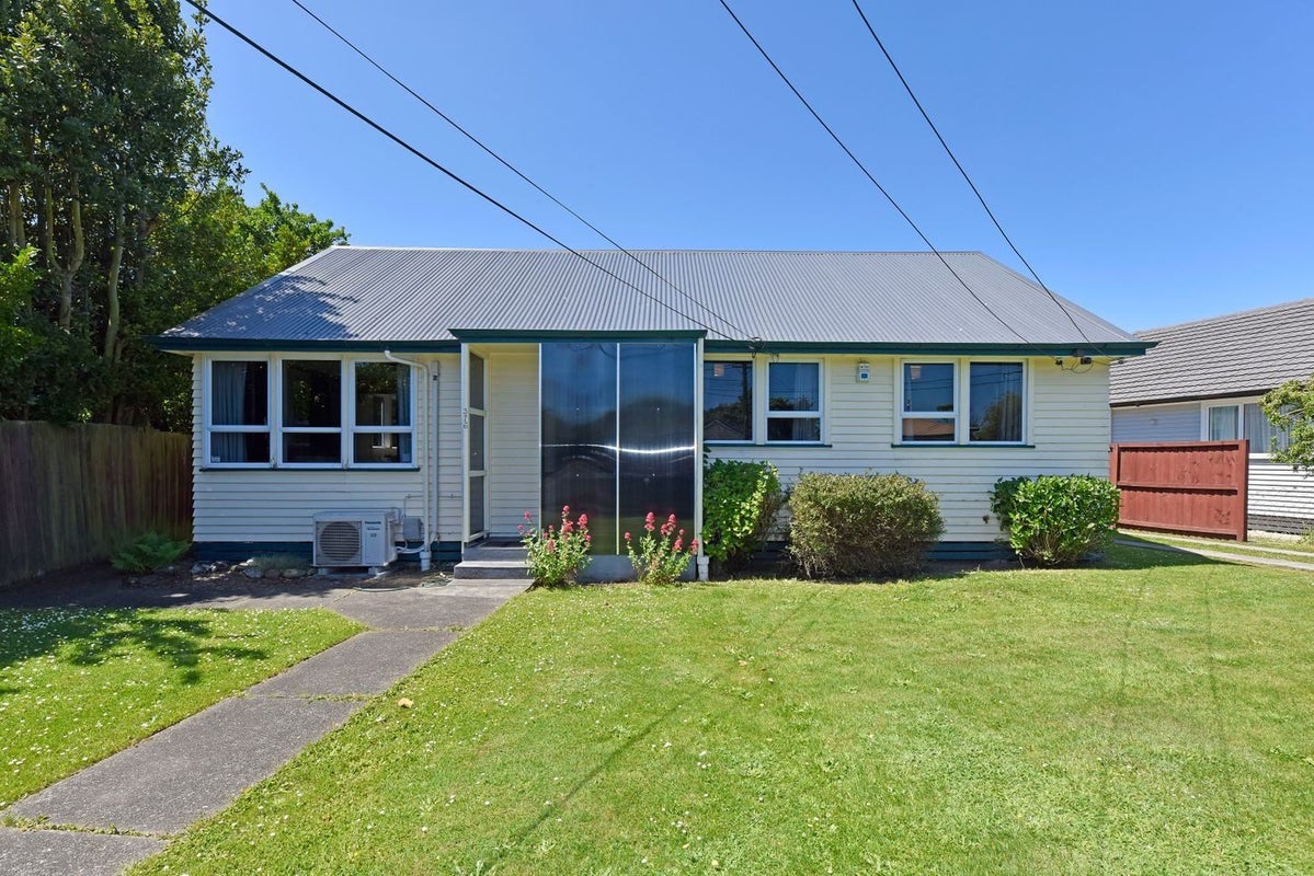 376 Hills Road, Mairehau, Christchurch - Carousel 1