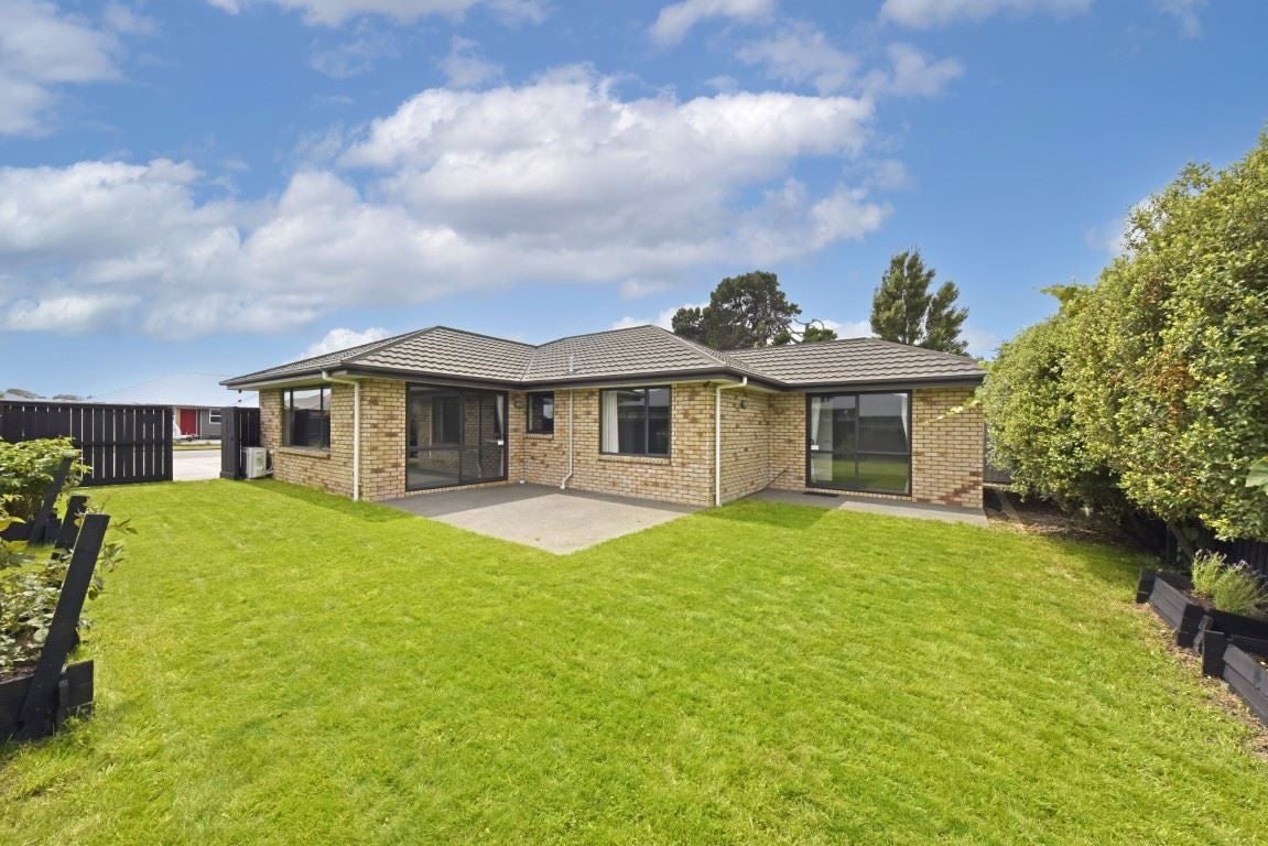 6 Foresthill Place, Bromley, Christchurch - Carousel 1