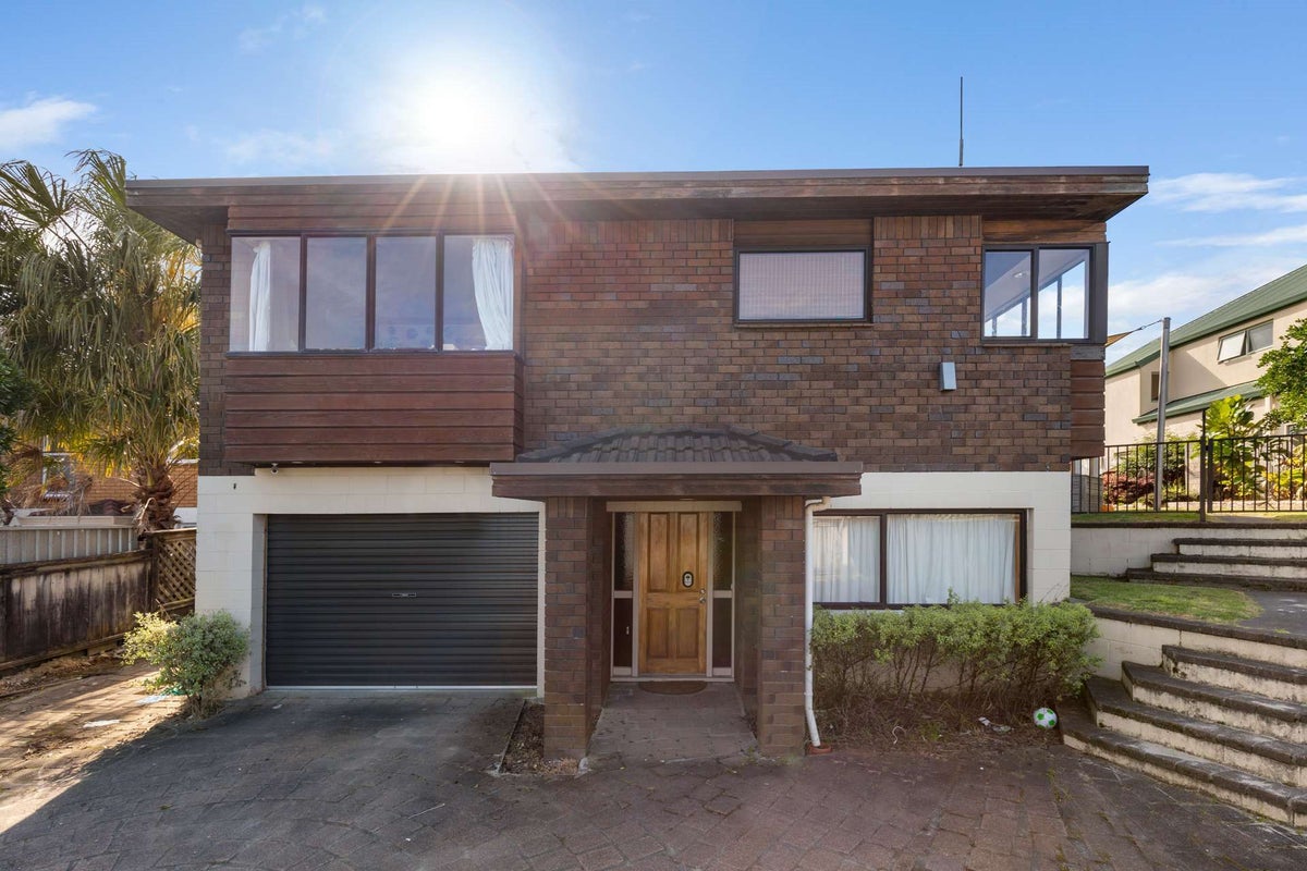 411B Devonport Road, Tauranga South, Tauranga - Carousel 1