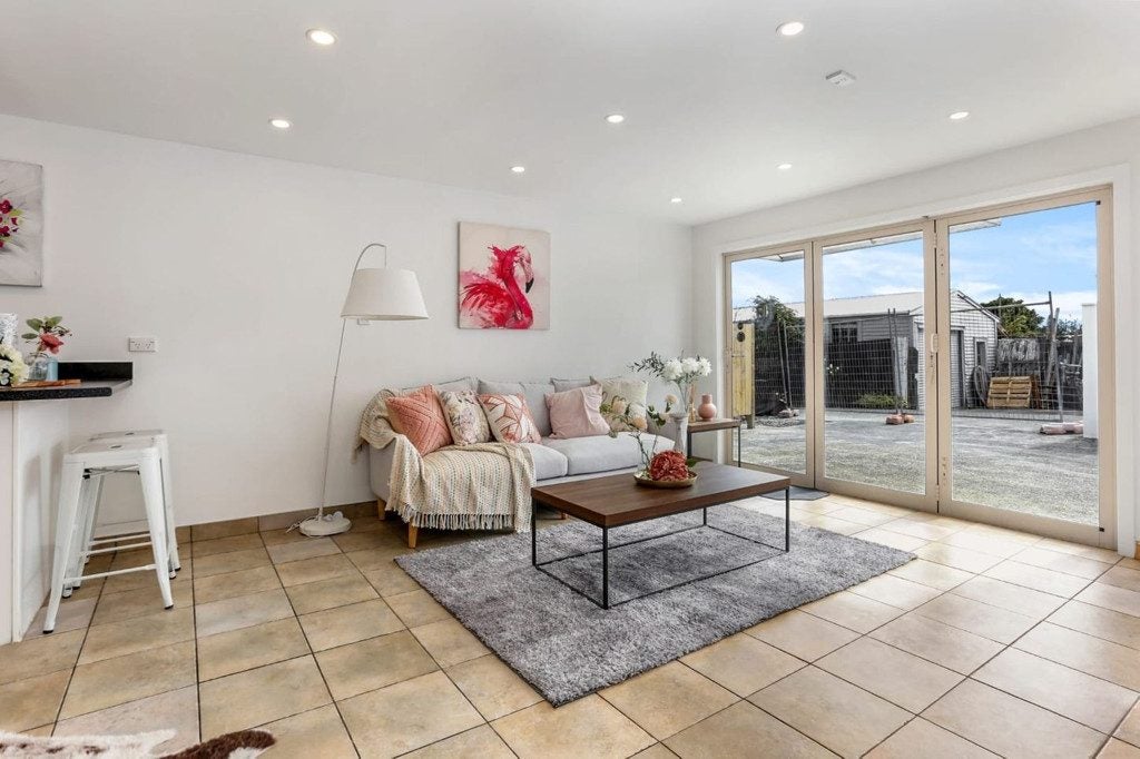 4202 Great North Road, Glendene, Auckland - Carousel 2