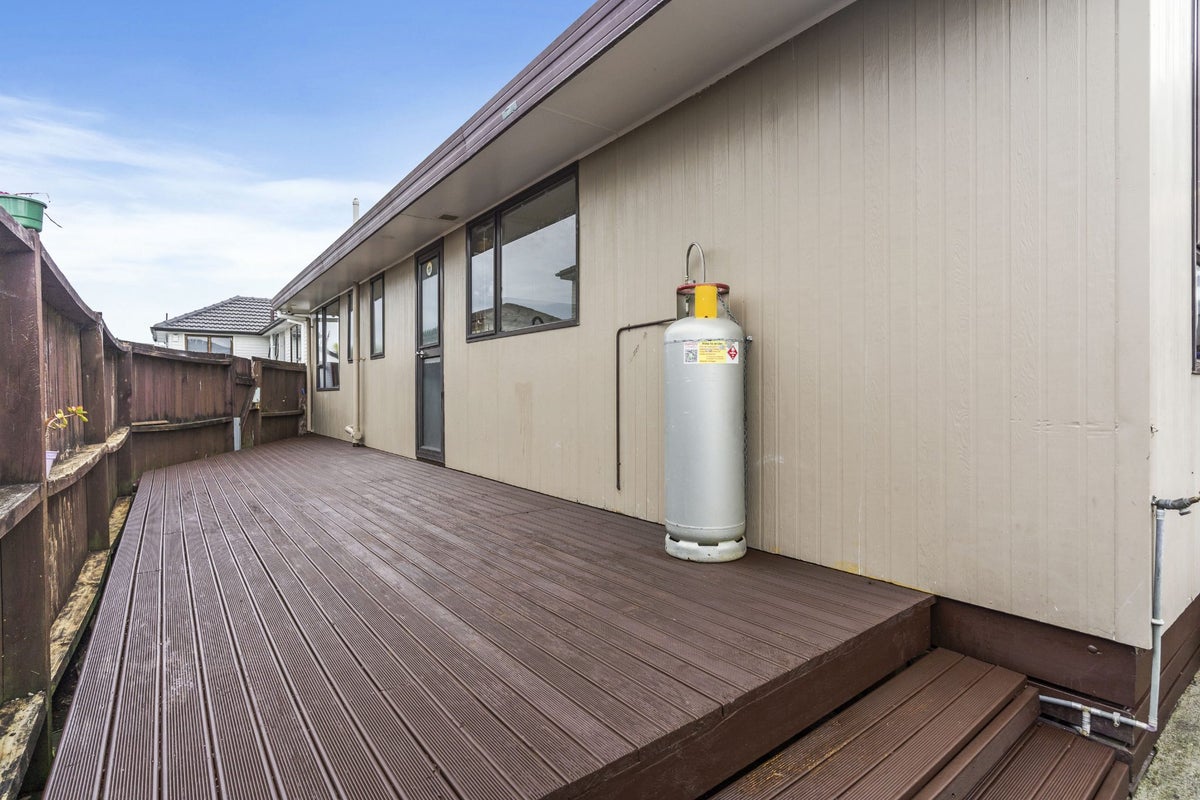 2/115 Wyllie Road, Papatoetoe, Auckland - Carousel 2