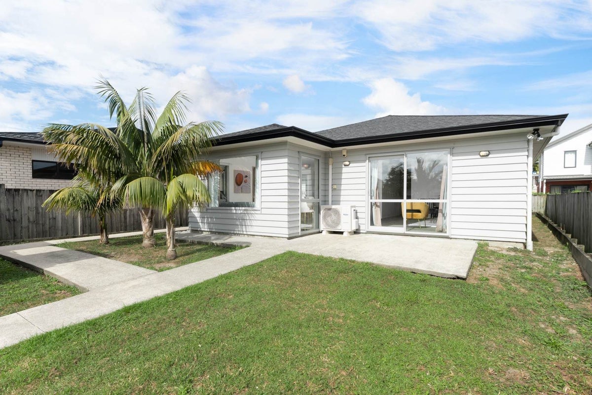 75A Tabitha  CRESCENT, Henderson, Auckland - Carousel 1