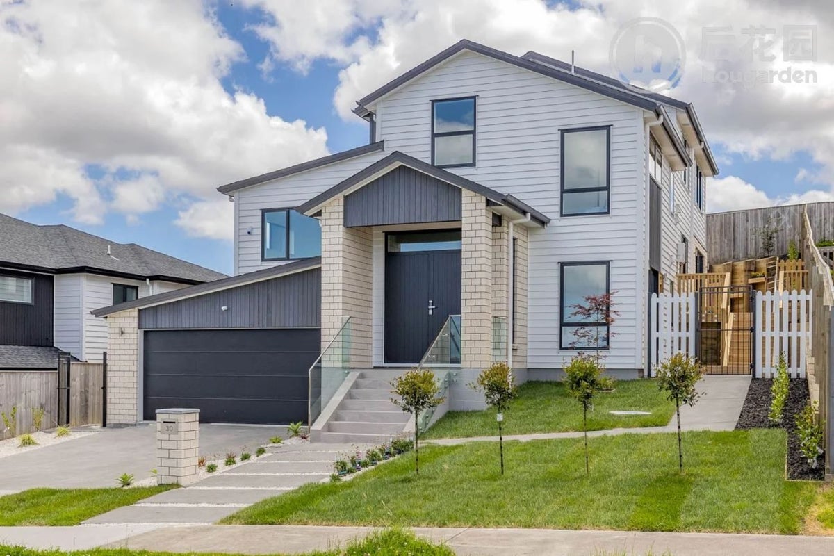 30 Colliston Rise, Pinehill, Auckland - Carousel 1