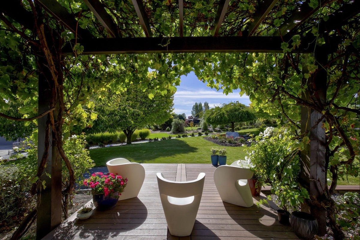 5 Bayonet Peak Place, Drift Bay, Queenstown - Carousel 1