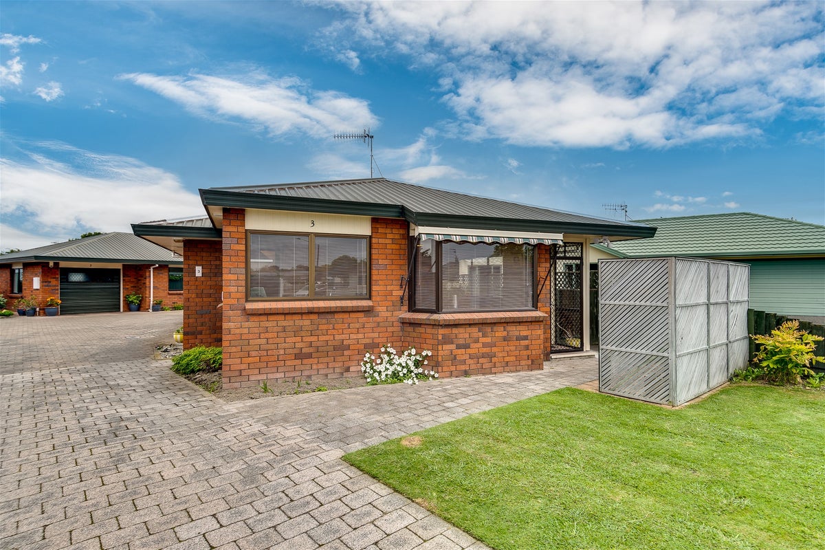 3/31A Cassino Crescent, Onekawa, Napier - Carousel 2