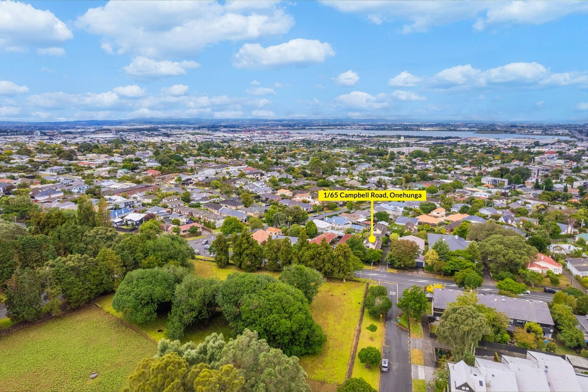 1/65 Campbell Road, One Tree Hill, Auckland - Carousel 2