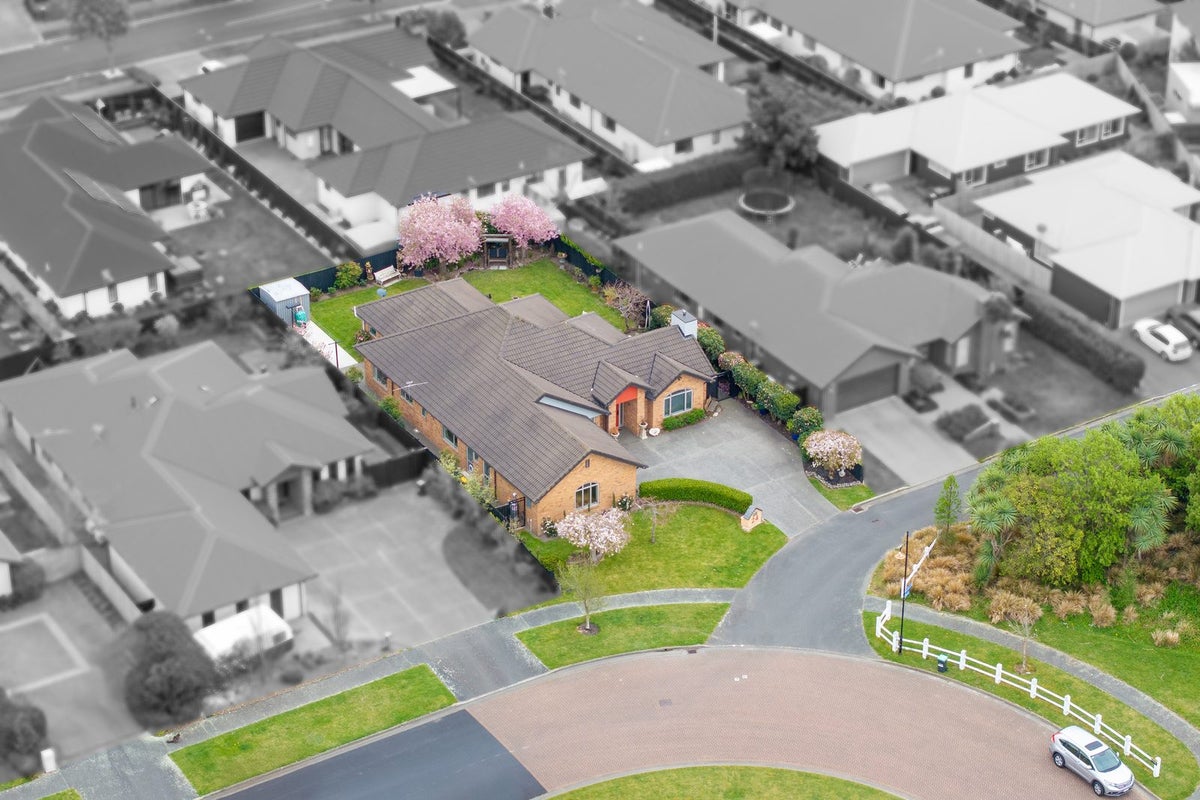 24 Date Crescent, Aidanfield, Christchurch - Carousel 28