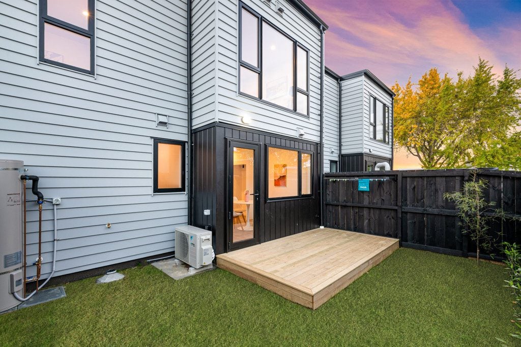 12 William Street, Mangere East, Auckland - Carousel 2