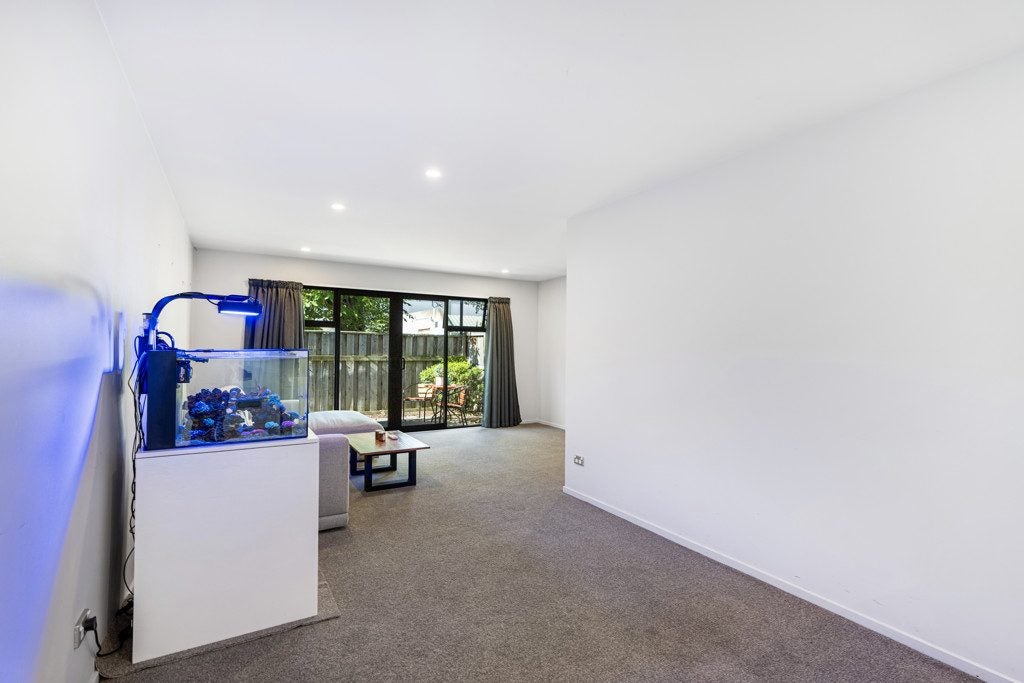 6/34 John Campbell Crescent, Hillmorton, Christchurch - Carousel 14