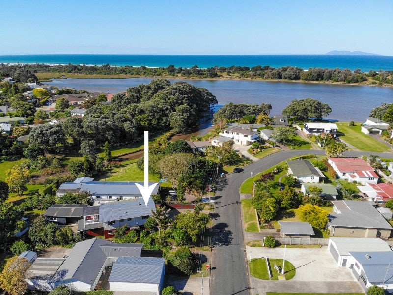 54 Roretana Drive, Athenree, Katikati - Carousel 1