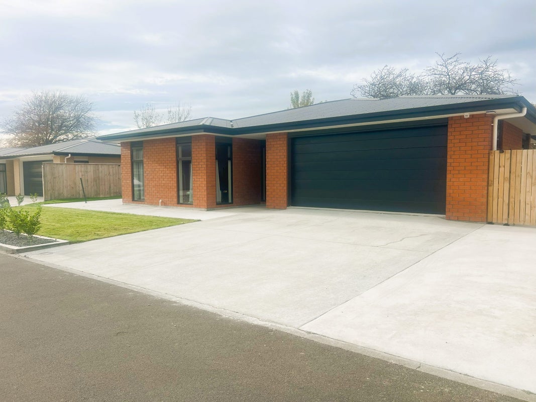 11E McGregor Street, Milson, Palmerston North - Carousel 2
