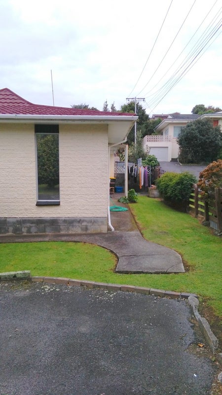 1/11 Lorna Street, Lynmouth, New Plymouth - Carousel 2