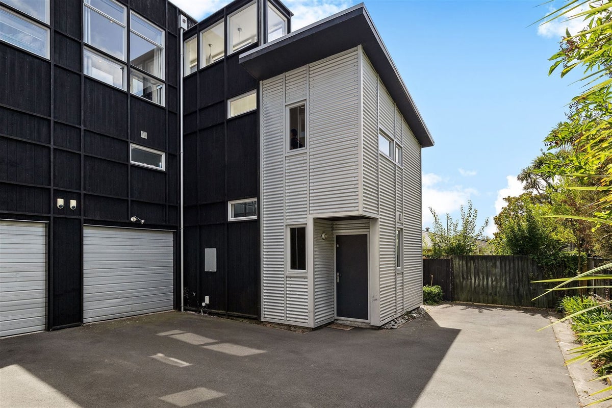 6/117 Canon Street, Edgeware, Christchurch - Carousel 1
