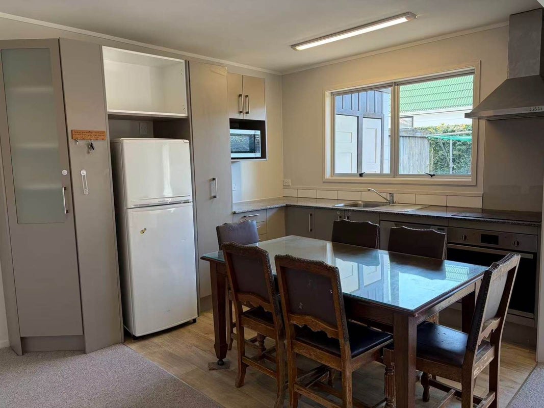 2/856 Manukau Road, Epsom, Auckland City, Auckland - Carousel 2
