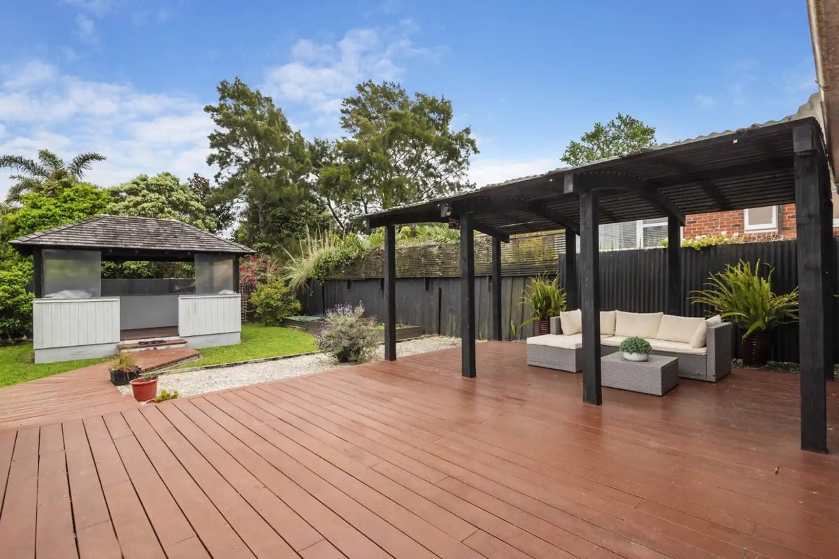 48 Stanaway Street, Hillcrest, Auckland - Carousel 2