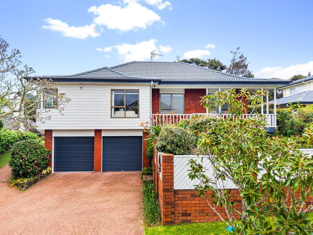 23 Ravenstone Place, Chatswood, Auckland - Carousel 2