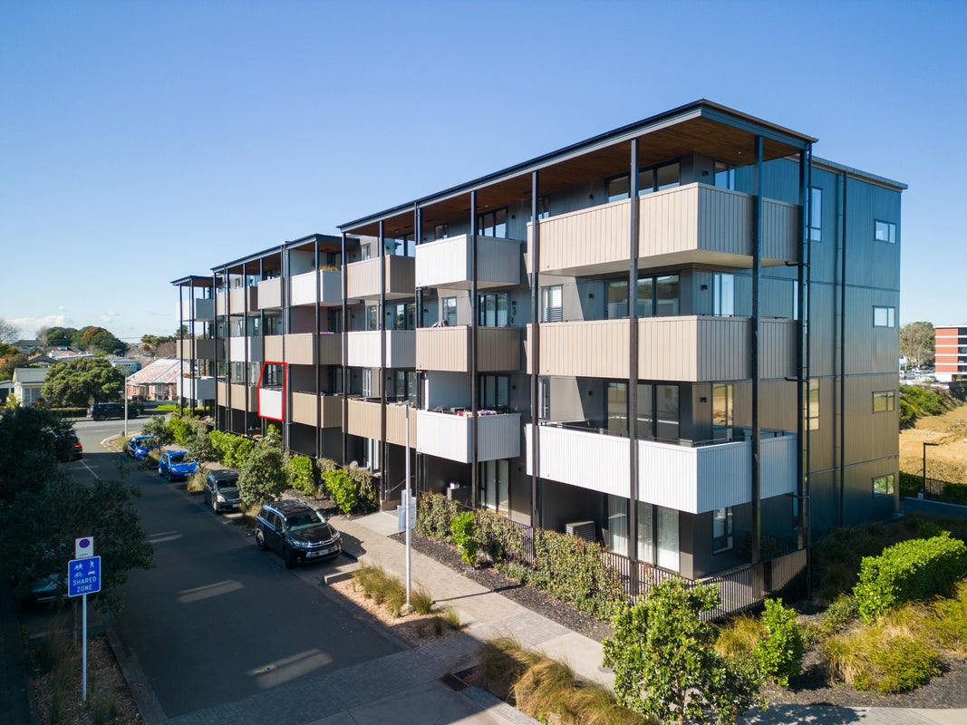 105/1 Kimiora Street, Three Kings, Auckland - Carousel 2