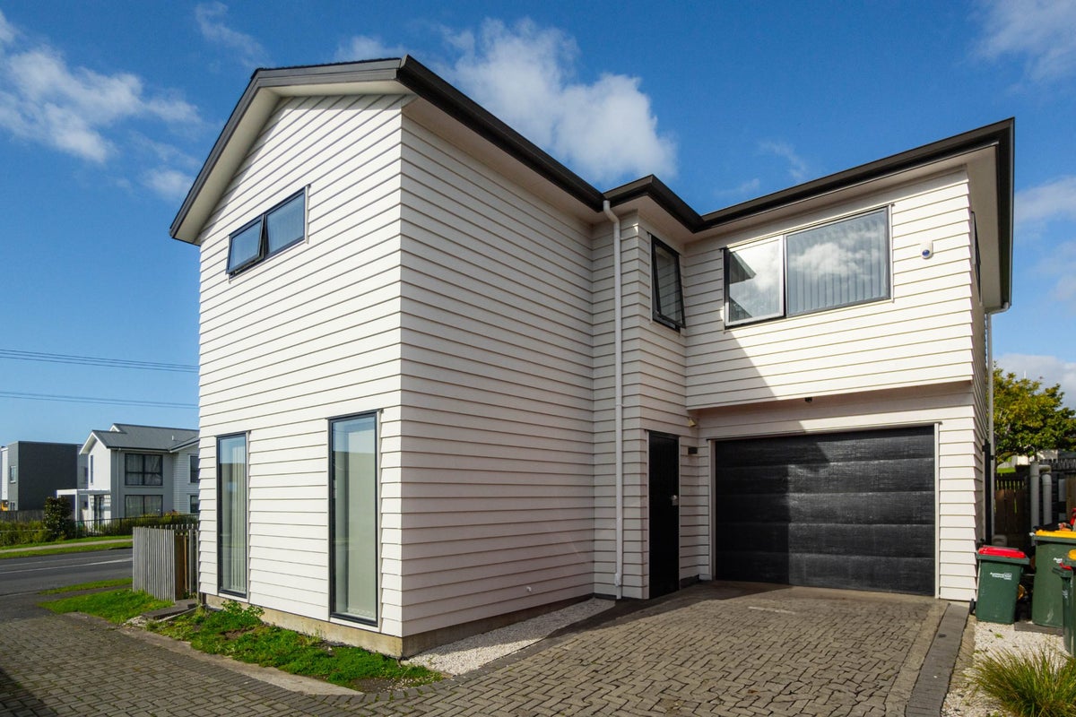 80A Moire Road, Massey, Auckland - Carousel 1
