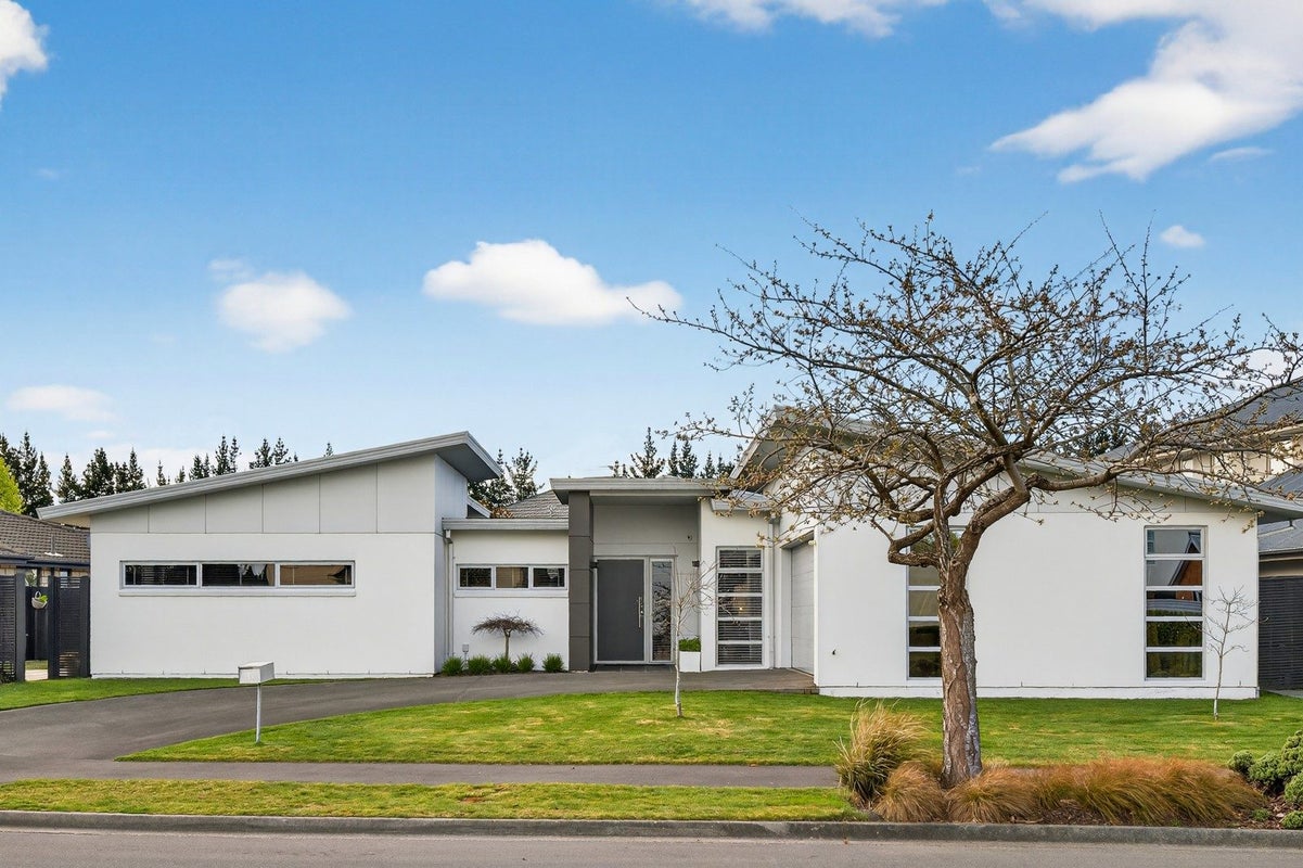 35 Birkdale Drive, Shirley, Christchurch - Carousel 1