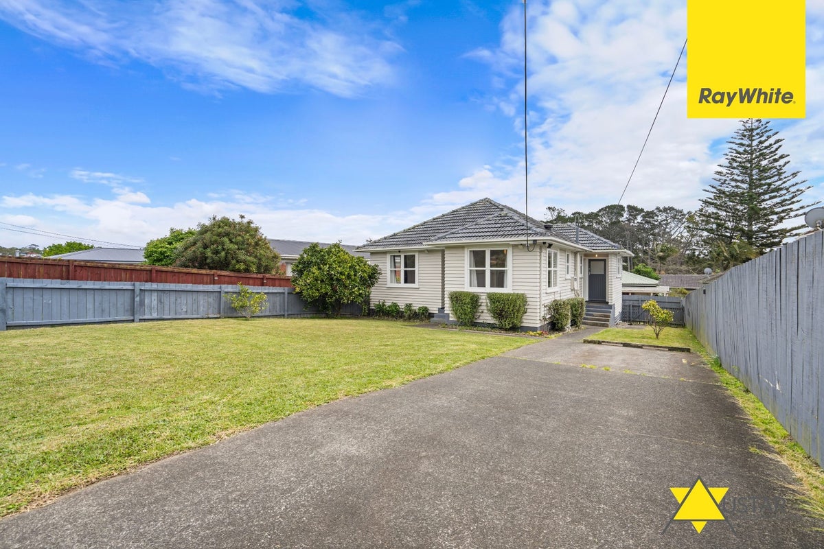 65 Farquhar Road, Glendene, Auckland - Carousel 13