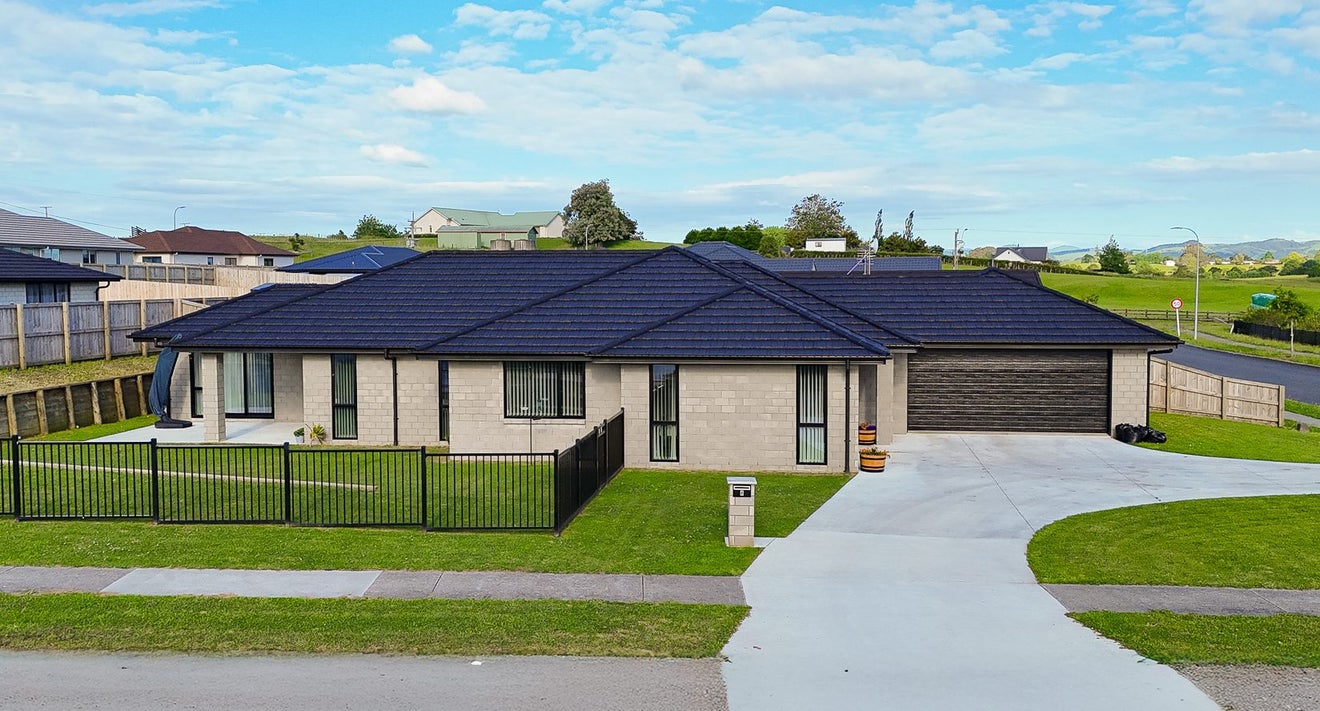 8 Murray Ward Drive, Te Kauwhata, TE KAUWHATA - Carousel 2