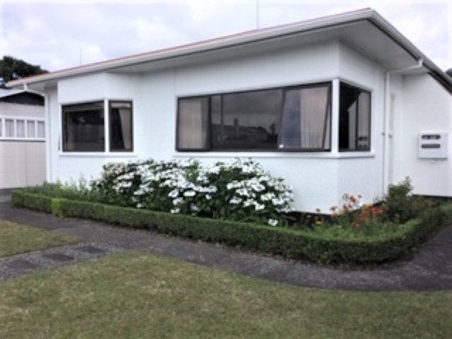 381 Devonport Road, Tauranga South, Tauranga - Carousel 1