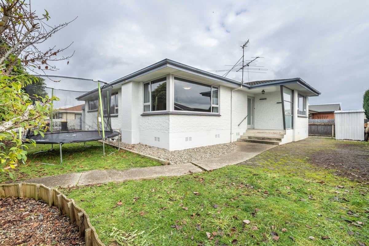 206 Bamborough Street, Richmond, Invercargill - Carousel 1