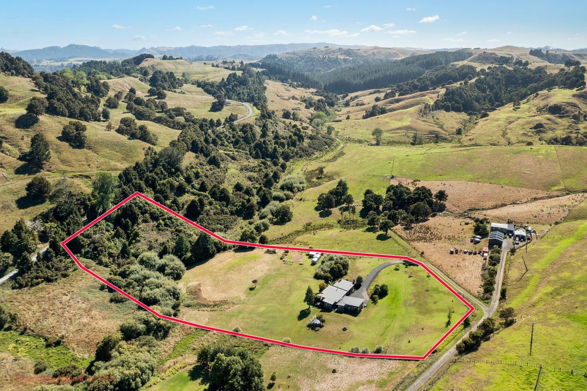 542 Burnside Road, Makarau, Warkworth - Carousel 1