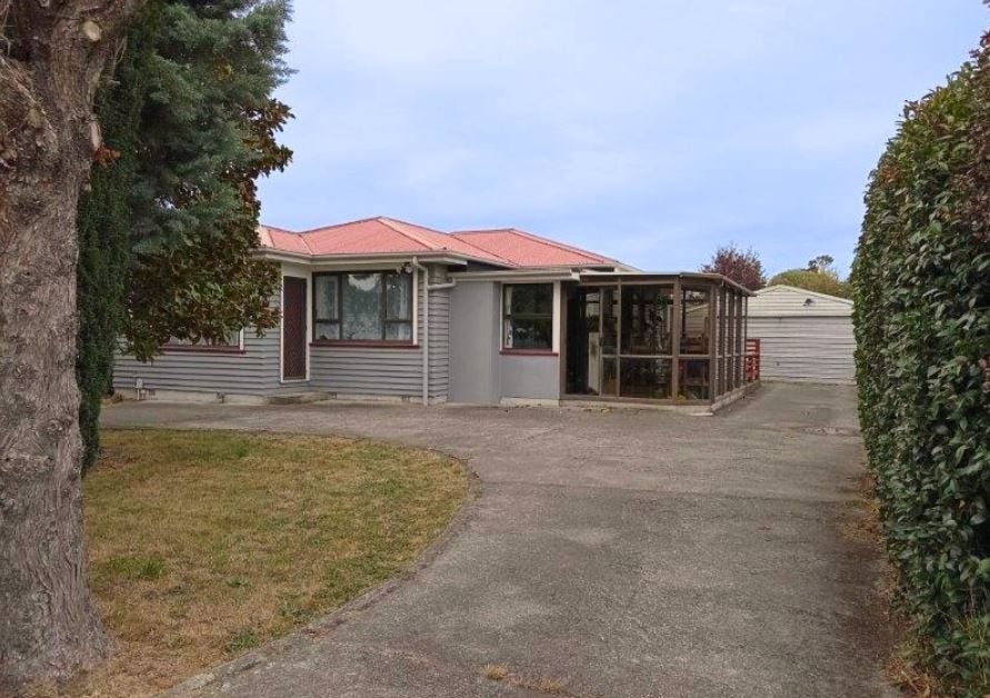 27 Wycola Avenue, Hei Hei, Christchurch - Carousel 1