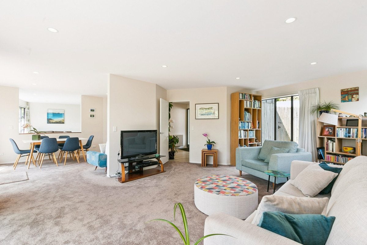 68 Duthie Street, Karori, Wellington - Carousel 2