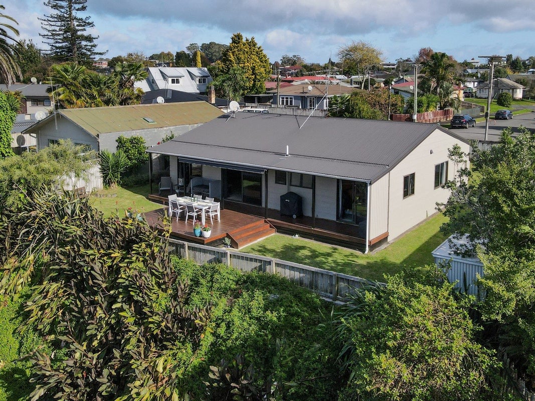 50 Tomin Road, Glenview, Hamilton - Carousel 1