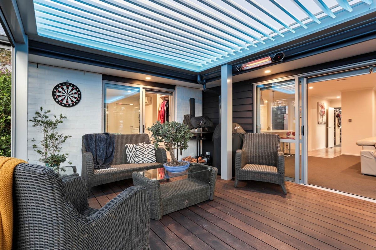 7 Michelia Lane, Helensville - Carousel 2