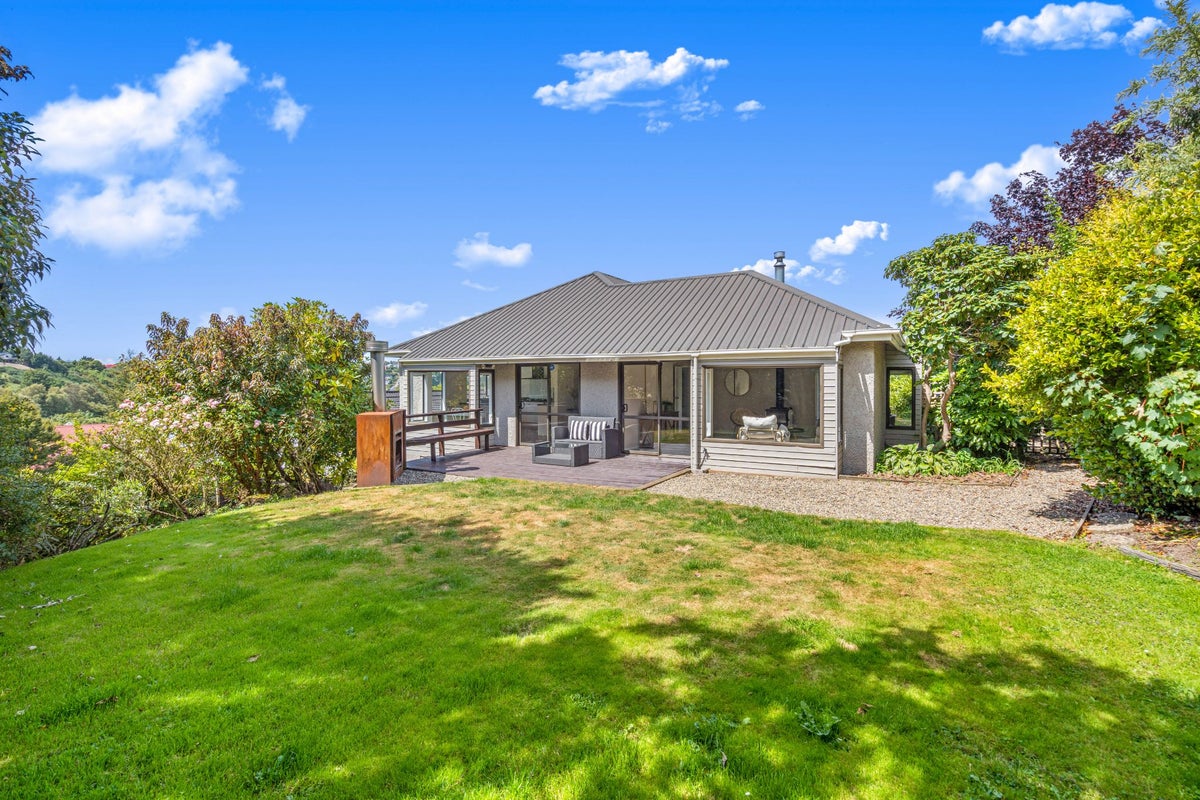 106 Glenross Street, Glenross, Dunedin - Carousel 2