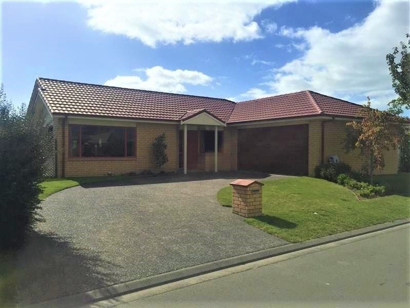 3 Blythfield Place, Taradale, Napier - Carousel 1