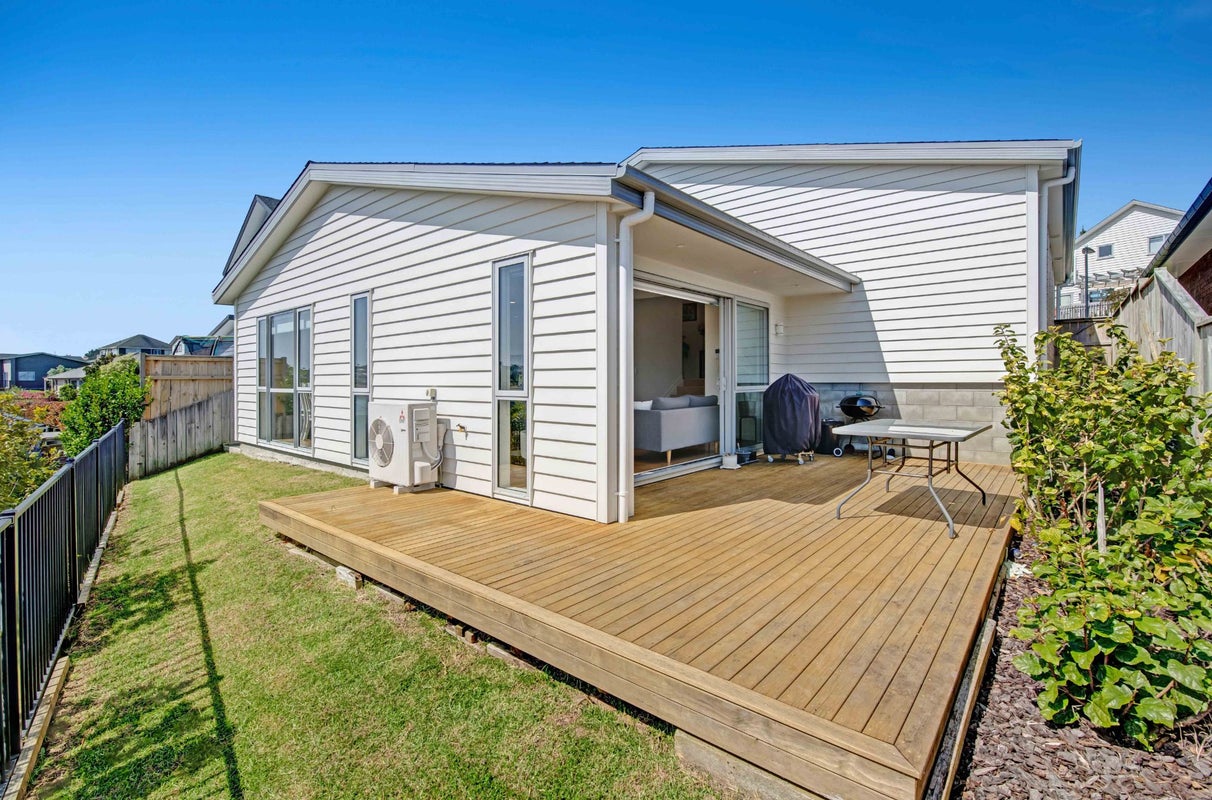 10 Kiwa Crescent, Gulf Harbour, Whangaparaoa - Carousel 1