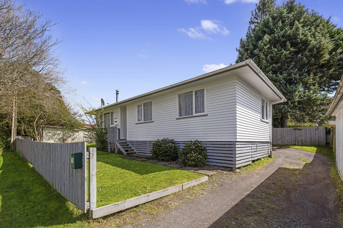 15 Ross Road, Western Heights, Rotorua - Carousel 2