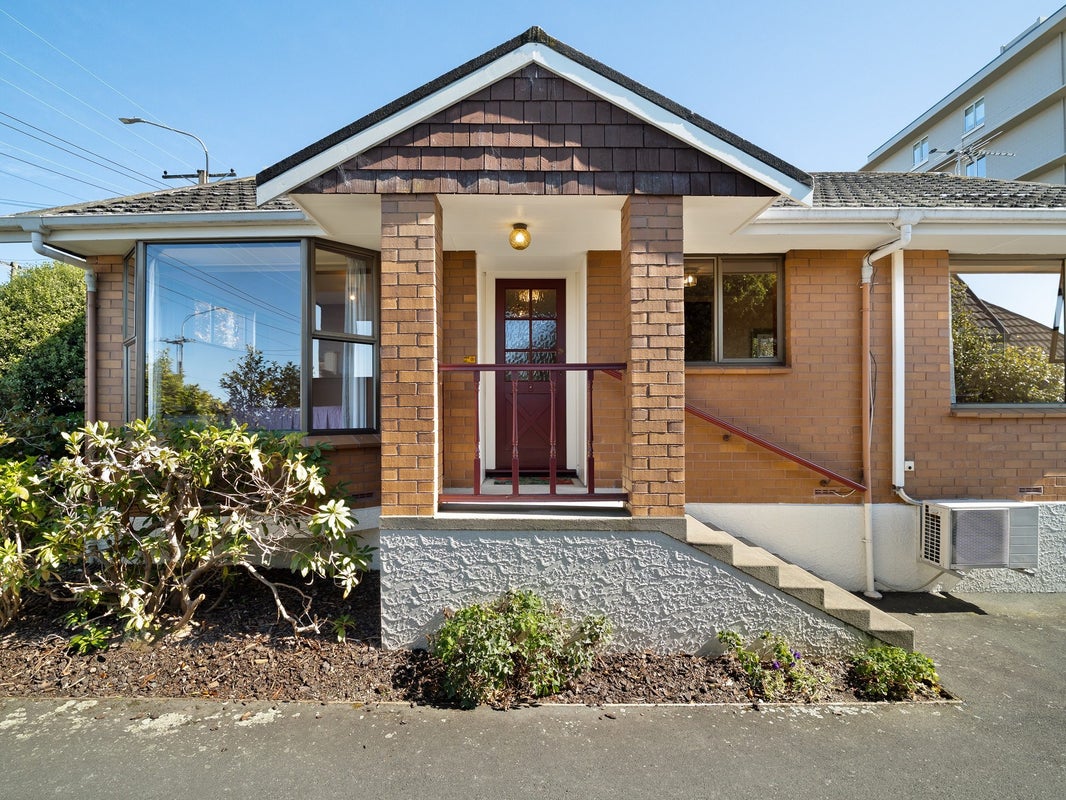 34A Drivers Road, Maori Hill, Dunedin - Carousel 1