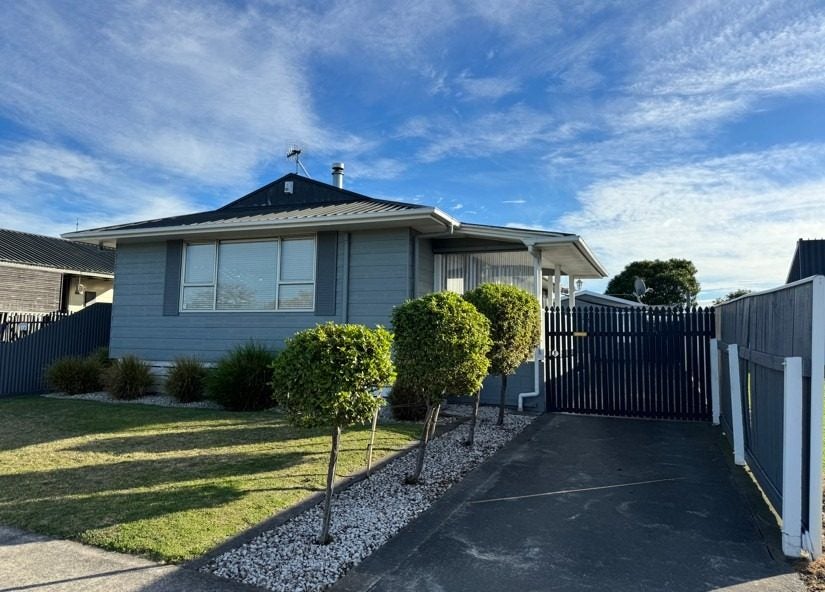 24A Ryan Crescent, Greenmeadows, Napier - Carousel 1