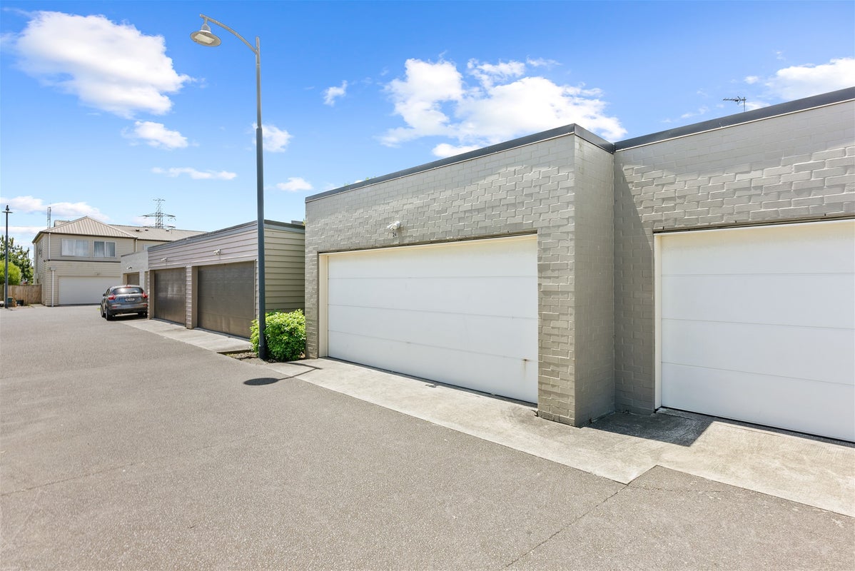 24 Hakawai Avenue, Takanini, Auckland - Carousel 12