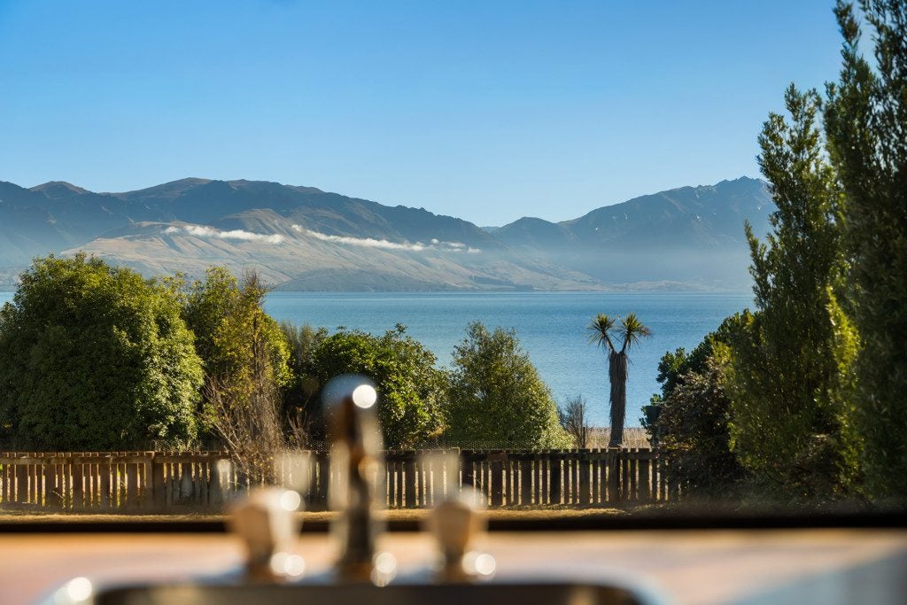 4 Hodgkinson Street, Wanaka - Carousel 2