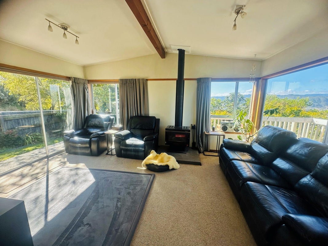 72 Mulberry Street, Maungaraki, Lower Hutt - Carousel 2