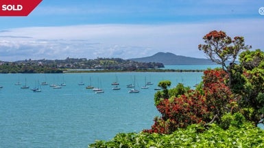 28 Falstaff Place, Half Moon Bay, Auckland - Carousel 1