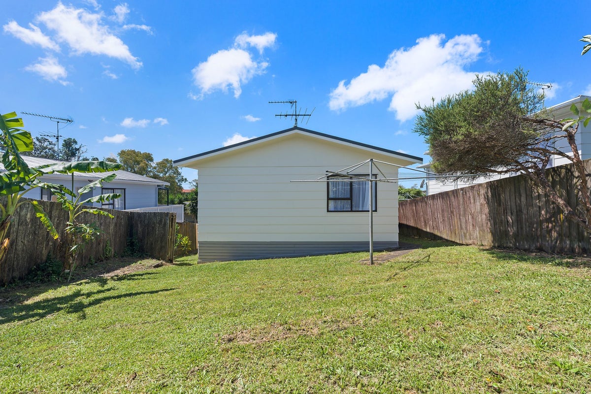 14B Glass Road, Mount Roskill, Auckland - Carousel 2