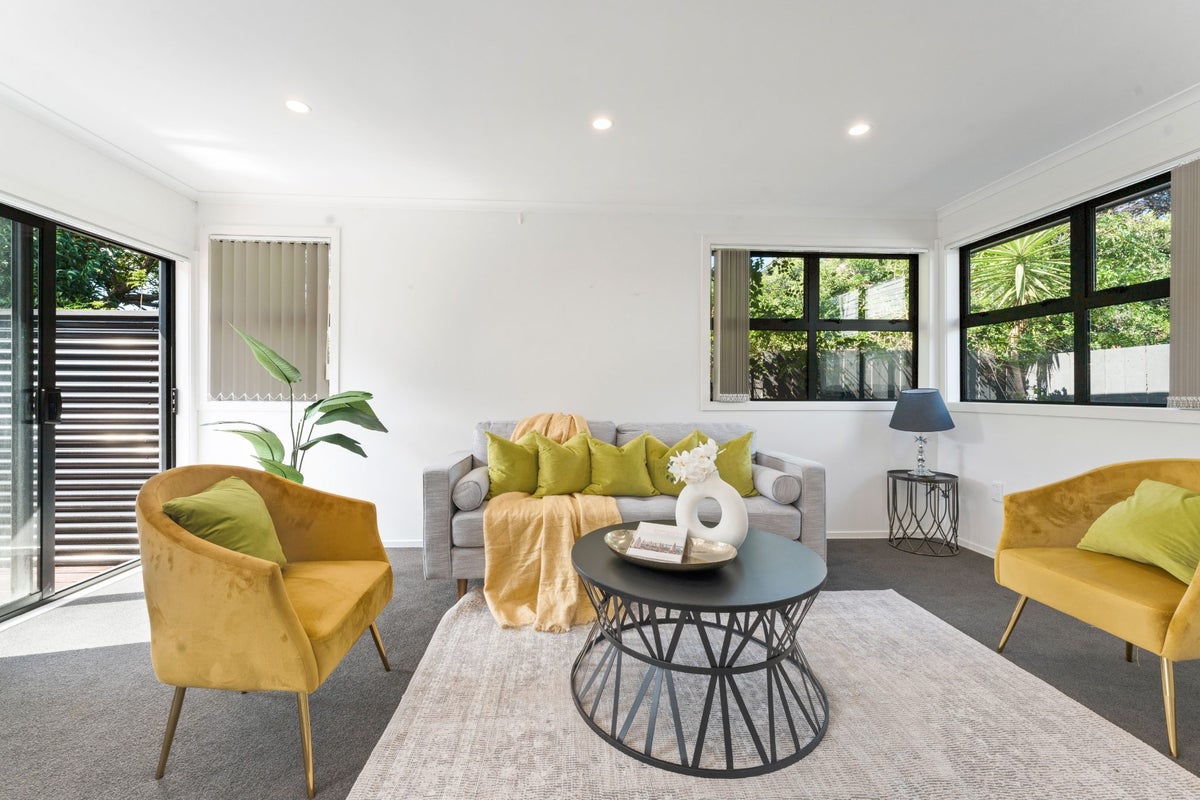35B Cornwall Road, Papatoetoe, Auckland - Carousel 2