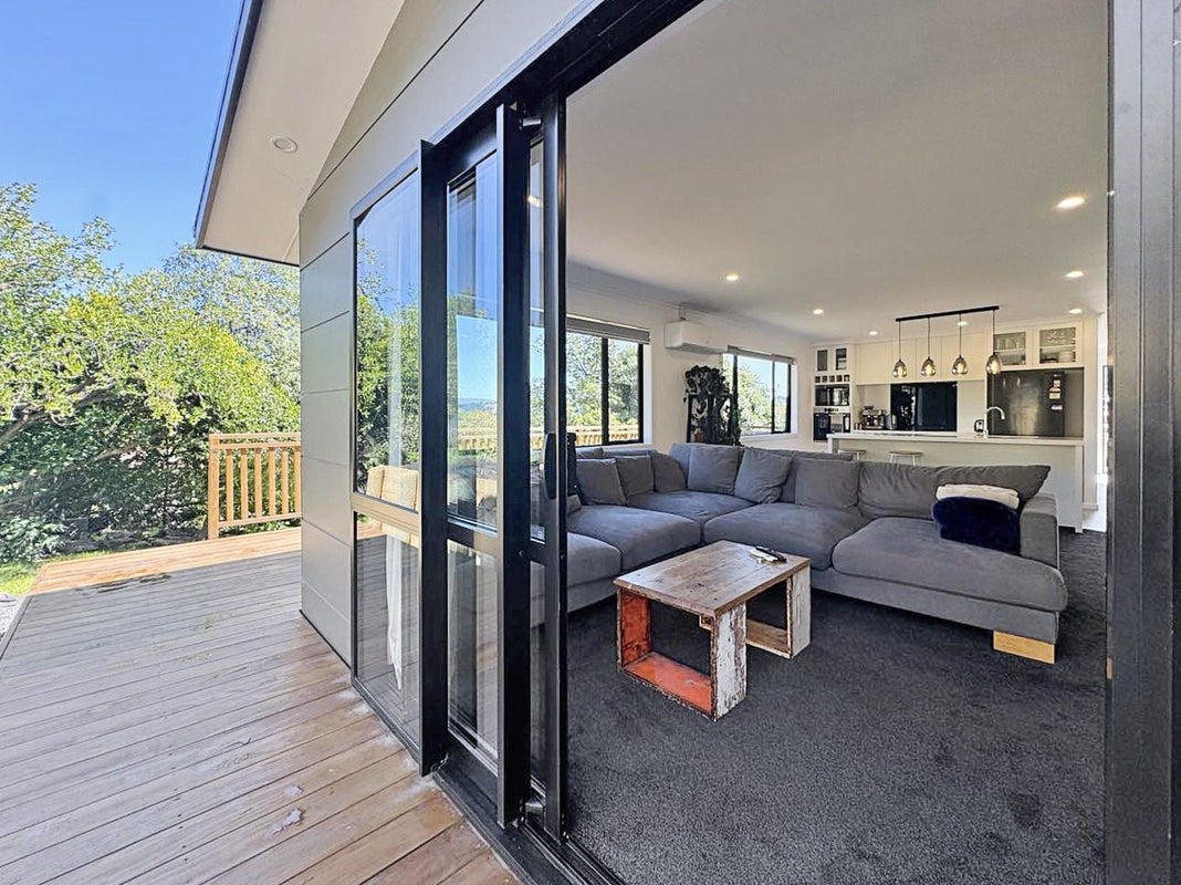 12A Kirkland Street, Green Island, Dunedin - Carousel 2
